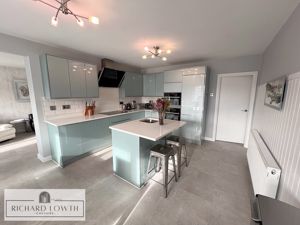 Open Plan Dining Kitchen- click for photo gallery